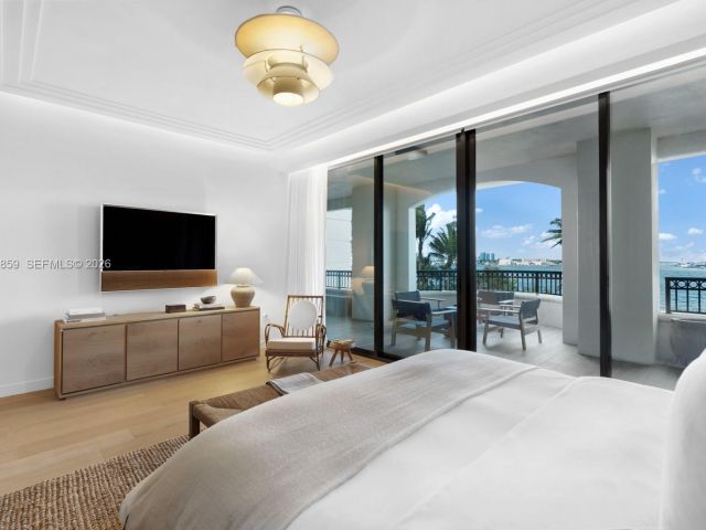 Apartment for sale  Unit #6822 - photo 7284284