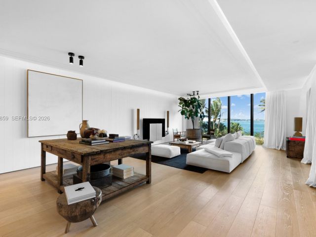 Apartment for sale  Unit #6822 - photo 7284293