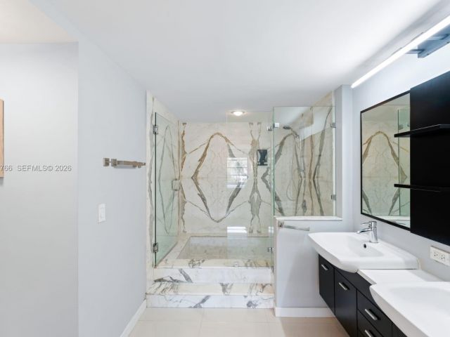 Apartment for sale  Unit #407 - photo 7260826