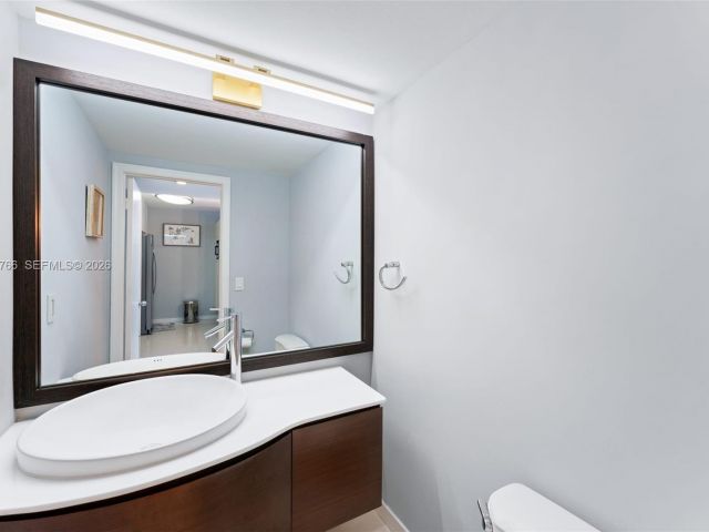 Apartment for sale  Unit #407 - photo 7260830