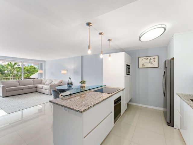 Apartment for sale  Unit #407 - photo 7260835