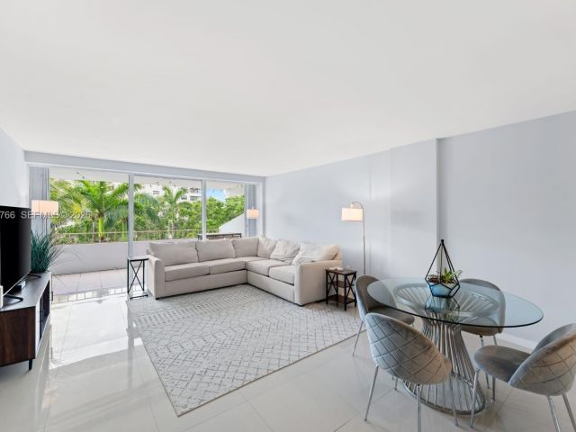 Apartment for sale  Unit #407 - photo 7260838