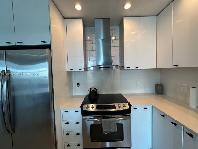 1-bedroom condo for rent in Miami - 234 NE 3rd St 1805 - MondialRealty