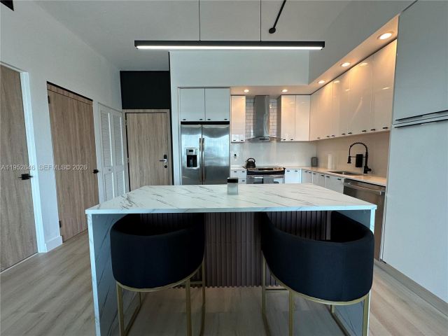 1-bedroom condo for rent in Miami - 234 NE 3rd St 1805 - MondialRealty