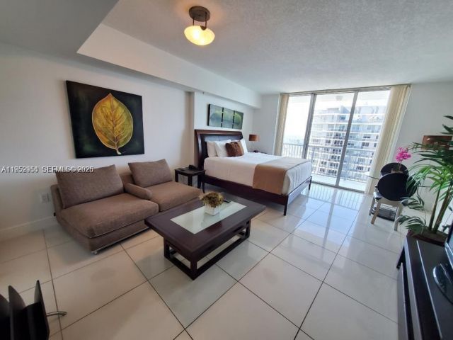 Apartment for rent  Unit #5407 - photo 7442195