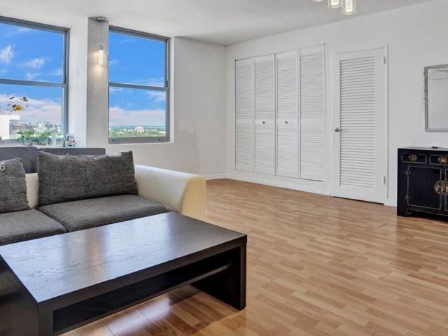 Apartment for rent  Unit #1502 - photo 7431187