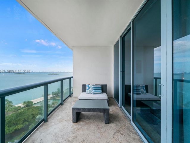 Apartment for sale  Unit #1704 - photo 7260859