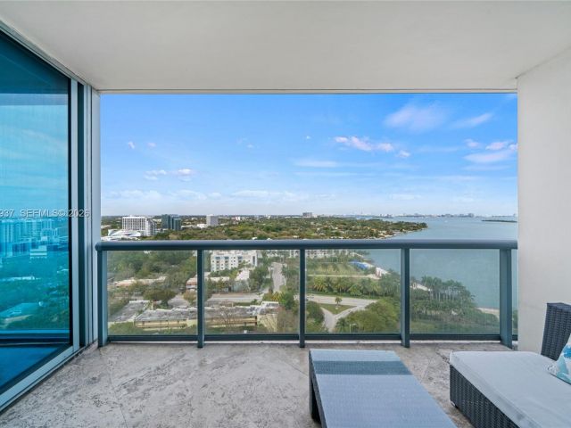 Apartment for sale  Unit #1704 - photo 7427217