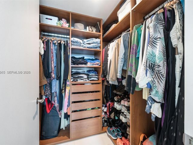 Apartment for sale  Unit #2505 - photo 7294511