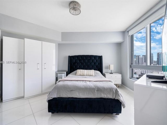 Apartment for sale  Unit #2505 - photo 7294514