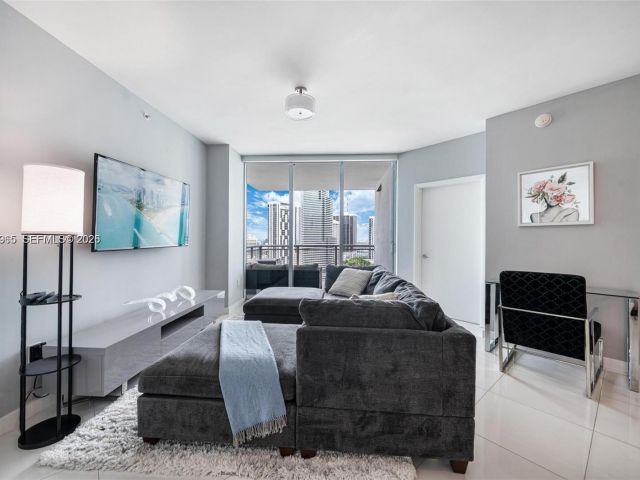 Apartment for sale  Unit #2505 - photo 7294523