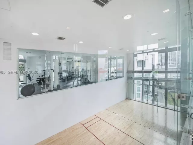 2-bedroom condo for sale in Miami - 350 S Miami Ave 2505 - MondialRealty
