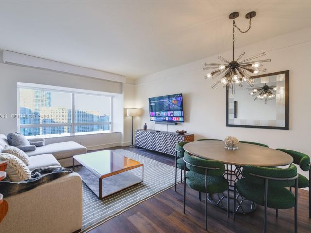 Apartment for sale  Unit #3510 - photo 7533829