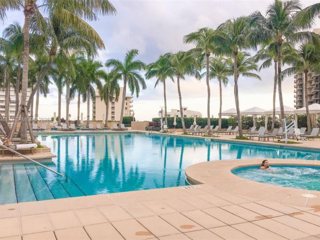 Apartment for sale  Unit #3510 - photo 7533846