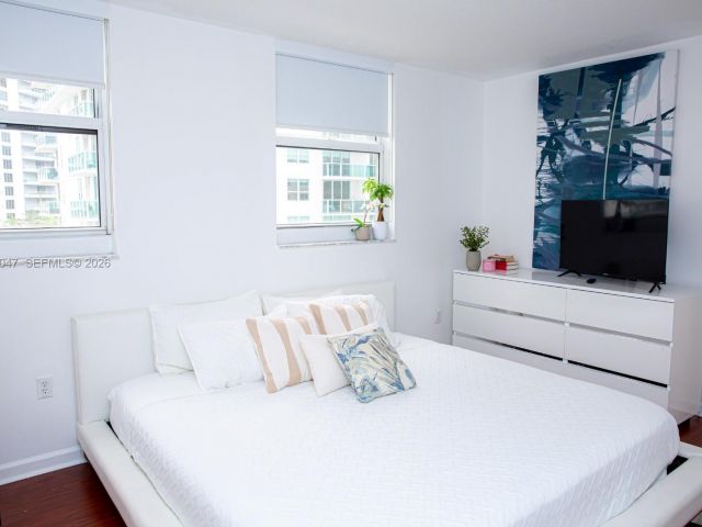 Apartment for sale  Unit #1901 - photo 7265912