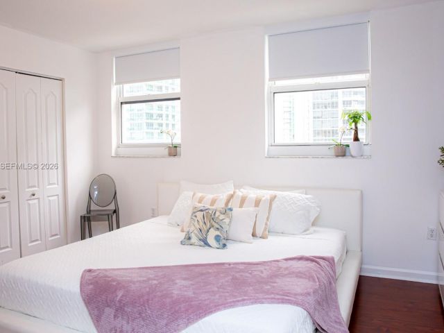 Apartment for sale  Unit #1901 - photo 7265913