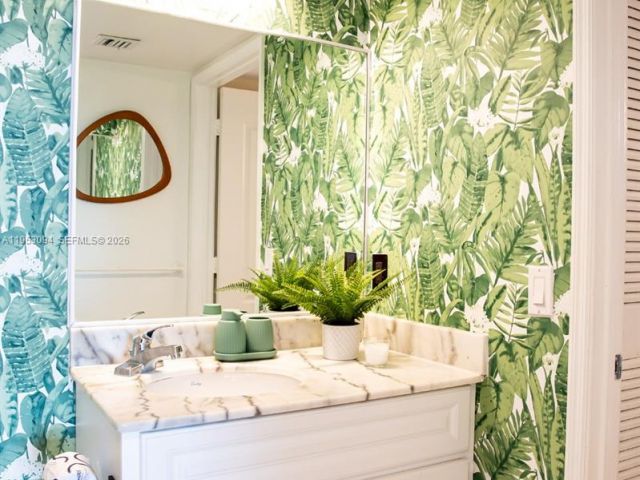 Apartment for sale  Unit #3215 - photo 7265888