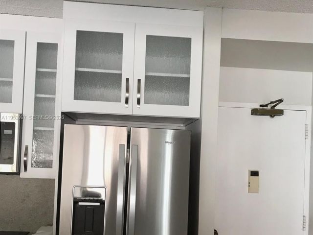 Apartment for rent  Unit #1 - photo 7261989