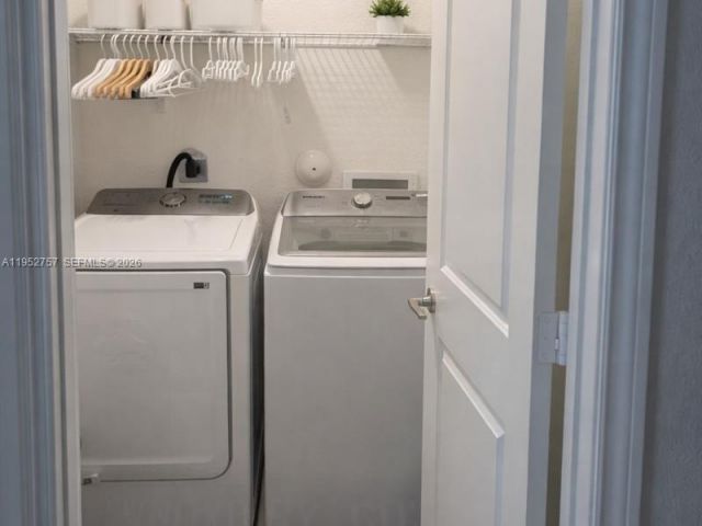 3-bedroom home for sale in Homestead - 12929 SW 286th Way 12929 - MondialRealty