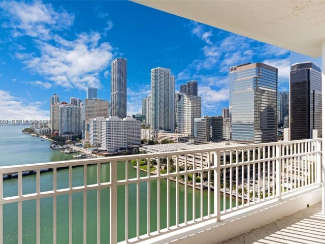 Apartment for rent  Unit #2103 - photo 7294351