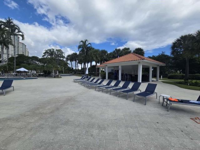 2-bedroom condo for sale in Aventura - 3300 NE 191st St 1202 - MondialRealty