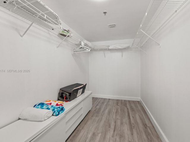 Apartment for sale  Unit #2414 - photo 7265872