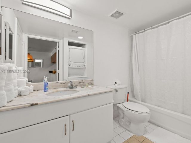 Apartment for sale  Unit #2414 - photo 7265873