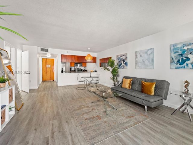 Apartment for sale  Unit #2414 - photo 7265880