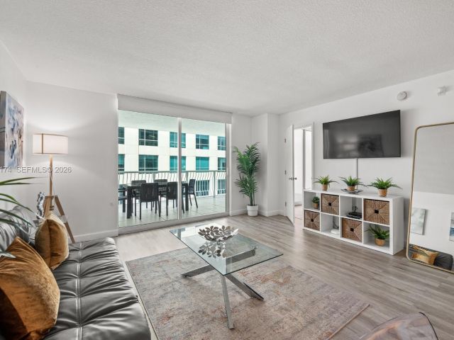 Apartment for sale  Unit #2414 - photo 7265882