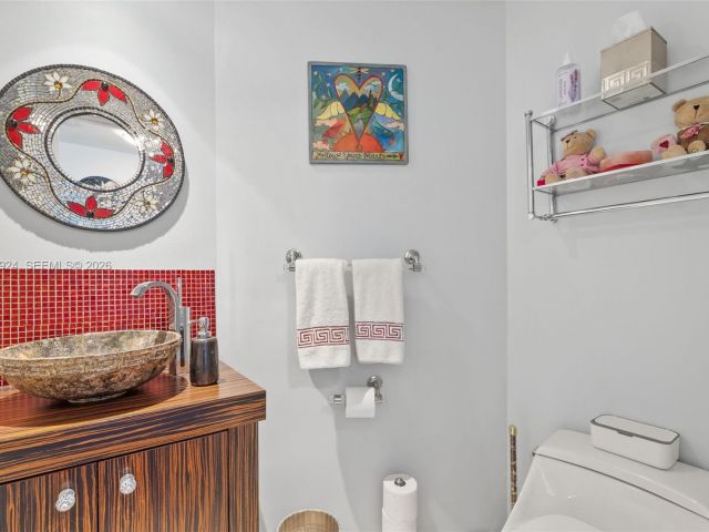 Apartment for sale  Unit #1401 - photo 7265657