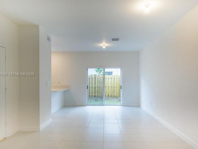 3-bedroom home for rent in Homestead - 2683 SE 11th St - MondialRealty