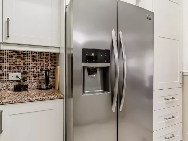 2-bedroom condo for sale in Hallandale Beach - 2080 S Ocean Dr 103 - MondialRealty
