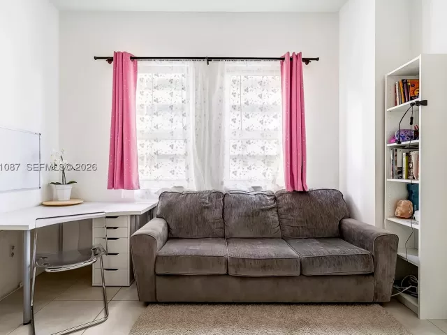 2-bedroom condo for sale in Hallandale Beach - 2080 S Ocean Dr 103 - MondialRealty