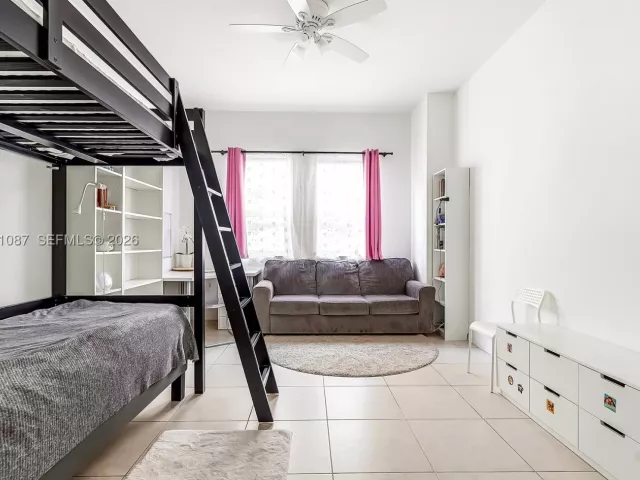 2-bedroom condo for sale in Hallandale Beach - 2080 S Ocean Dr 103 - MondialRealty