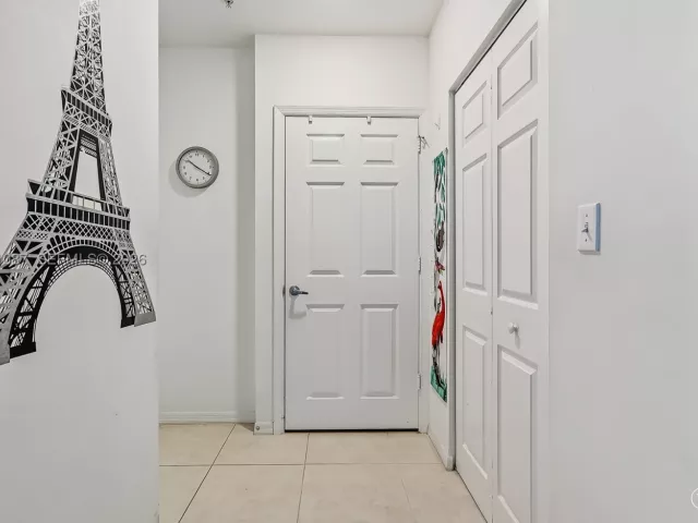 2-bedroom condo for sale in Hallandale Beach - 2080 S Ocean Dr 103 - MondialRealty
