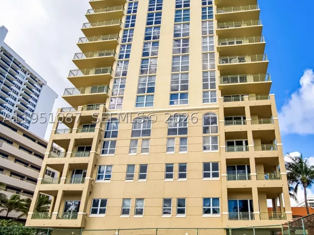 2-bedroom condo for sale in Hallandale Beach - 2080 S Ocean Dr 103 - MondialRealty