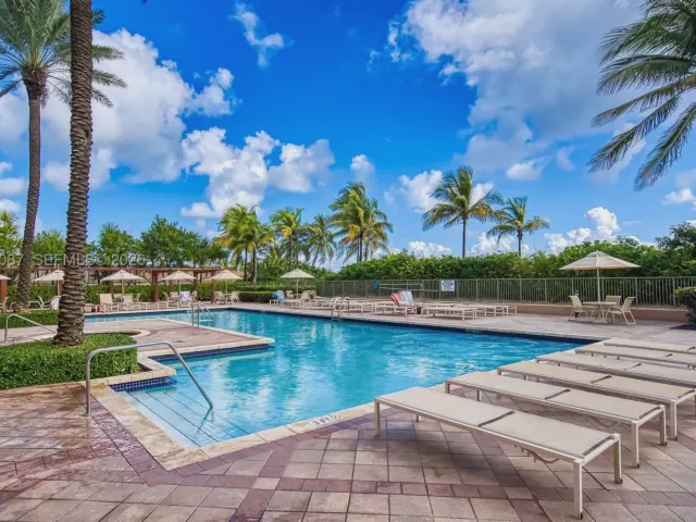 2-bedroom condo for sale in Hallandale Beach - 2080 S Ocean Dr 103 - MondialRealty