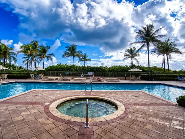 2-bedroom condo for sale in Hallandale Beach - 2080 S Ocean Dr 103 - MondialRealty