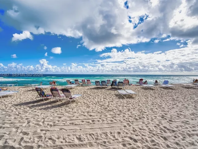 2-bedroom condo for sale in Hallandale Beach - 2080 S Ocean Dr 103 - MondialRealty