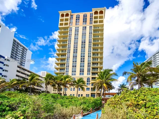 2-bedroom condo for sale in Hallandale Beach - 2080 S Ocean Dr 103 - MondialRealty