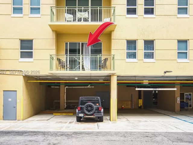 2-bedroom condo for sale in Hallandale Beach - 2080 S Ocean Dr 103 - MondialRealty
