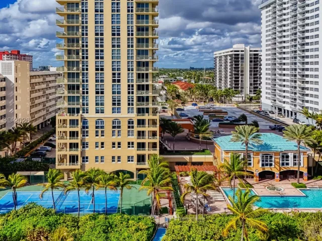 2-bedroom condo for sale in Hallandale Beach - 2080 S Ocean Dr 103 - MondialRealty