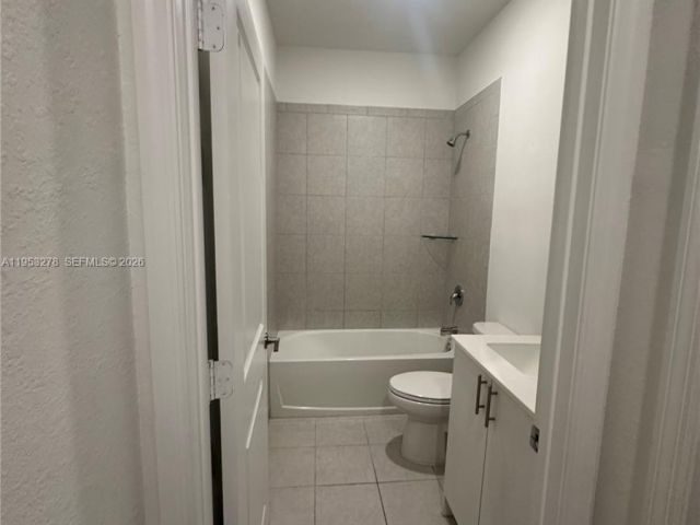 3-bedroom home for rent in Homestead - 11869 SW 246th Ter 0 - MondialRealty