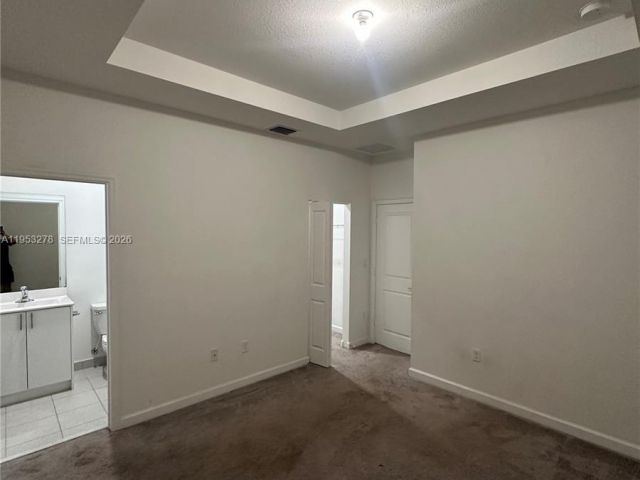 3-bedroom home for rent in Homestead - 11869 SW 246th Ter 0 - MondialRealty