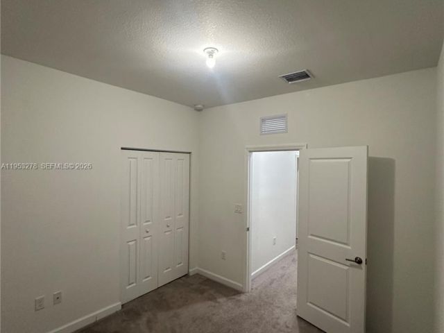 3-bedroom home for rent in Homestead - 11869 SW 246th Ter 0 - MondialRealty