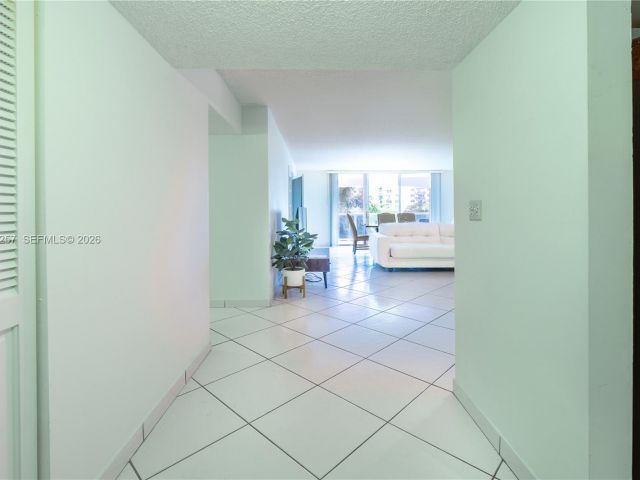 Apartment for sale  Unit #419 - photo 7434437