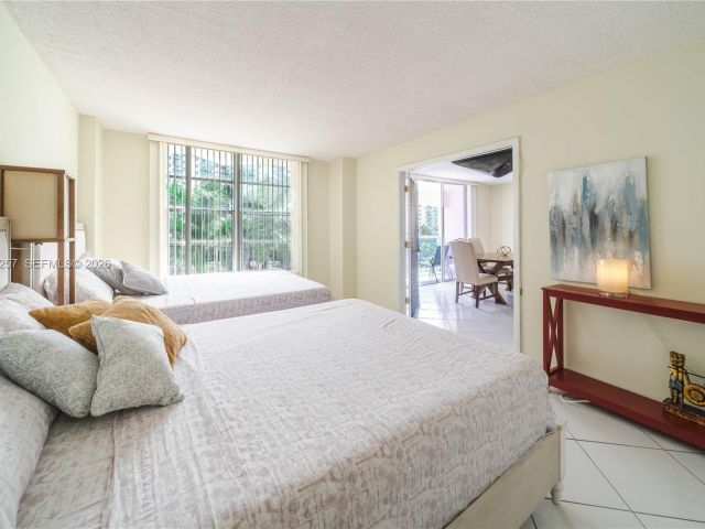 Apartment for sale  Unit #419 - photo 7434440