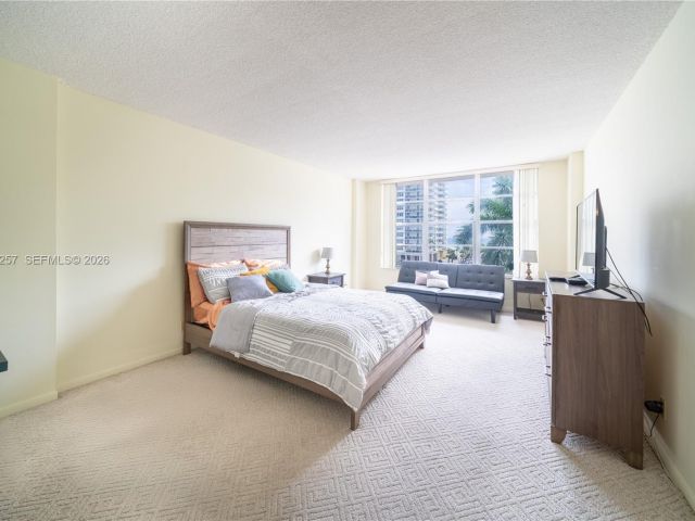 Apartment for sale  Unit #419 - photo 7434441