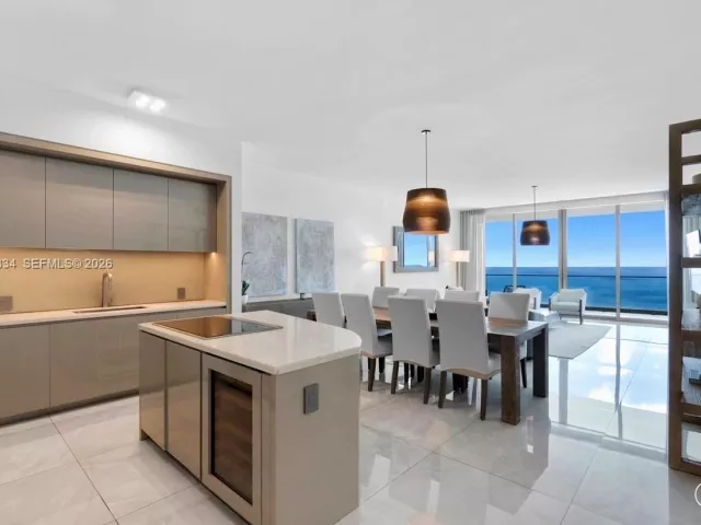 3-bedroom condo for rent in Sunny Isles Beach - 18975 Collins Ave 2101 - MondialRealty