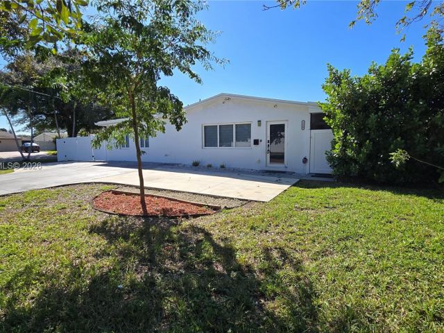 3-bedroom home for rent in Hollywood -  - MondialRealty